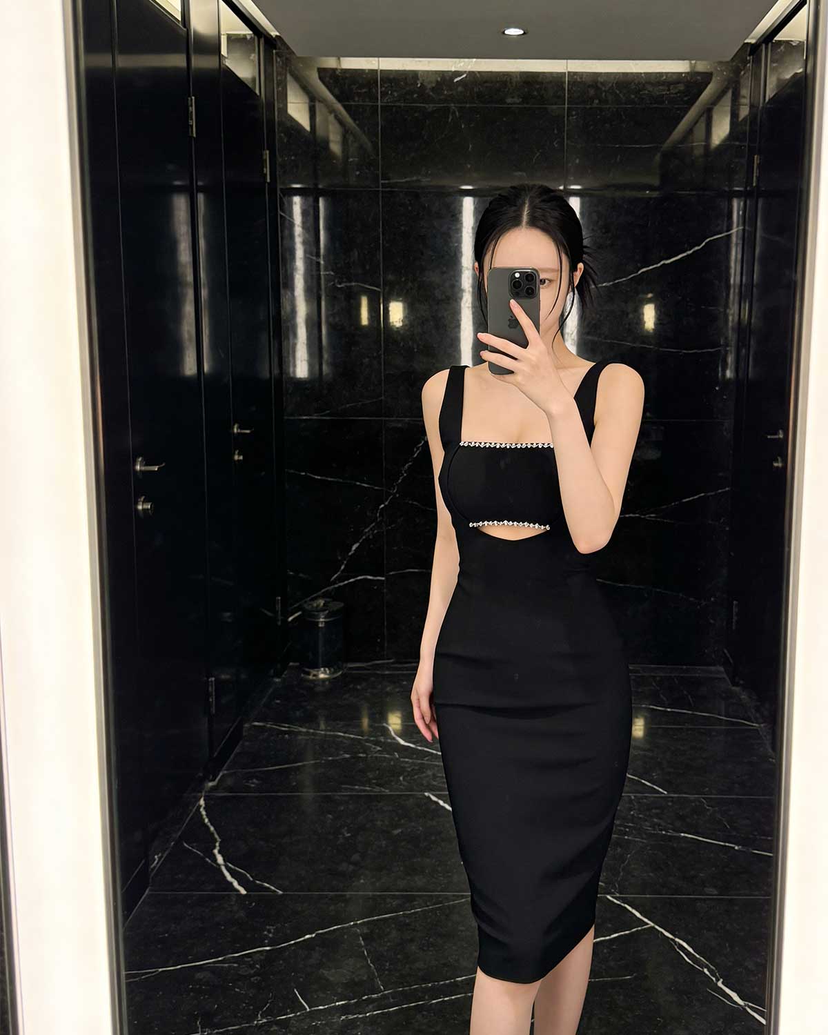Stunning Rhinestone-Trim Cut-Out Bodycon Midi Dress [Slim Fit]
