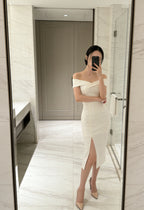 Off-The-Shoulder Front Slit Midi Bodycon Dress [Extreme Slim]